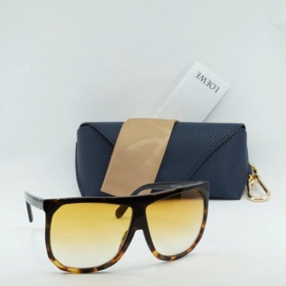 Loewe Sunglasses - Oversized Sunglasses